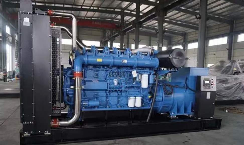 镇安800kW 柴油发电机的输出电流是恒定的吗？