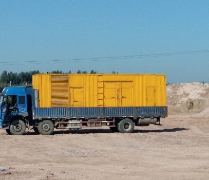 镇安发电机出租如何判断柴油发电机冷却液是否需要更换？