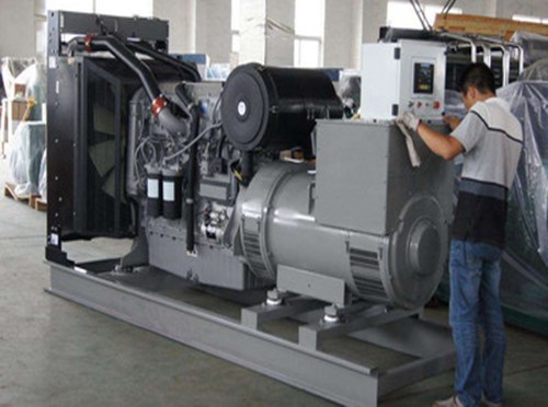 镇安柴油发电机组和储能设备配合使用的案例