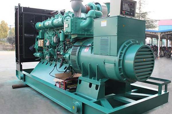 镇安工厂发电机应急发电中如何优化燃油储备管理？